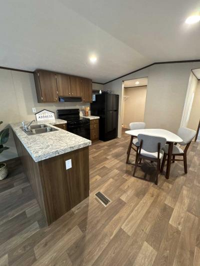 Photo 5 of 9 of home located at 11330 Cox Rd., Conroe, TX 77385