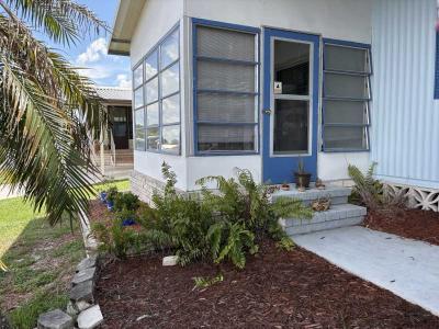 Photo 2 of 18 of home located at 3230 Railway Ave Lakeland, FL 33805