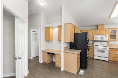 Photo 4 of 25 of home located at 13101 Corona Way Poway, CA 92064