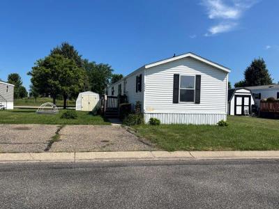 Mobile Home at 2006 Roundtable Rd North Mankato, MN 56003