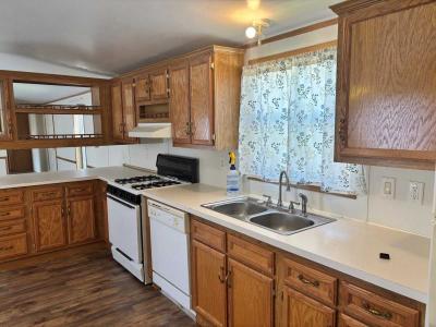 Photo 3 of 16 of home located at 2006 Roundtable Rd North Mankato, MN 56003