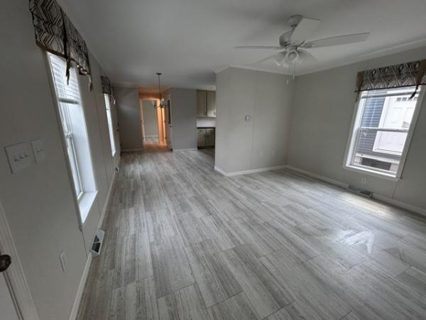 2025 Pinegrove Mobile Home