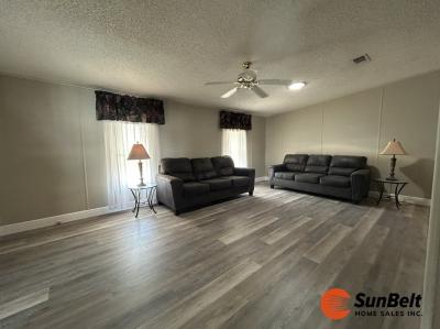 Photo 3 of 61 of home located at 5959 SW 59th Lane Ocala, FL 34474