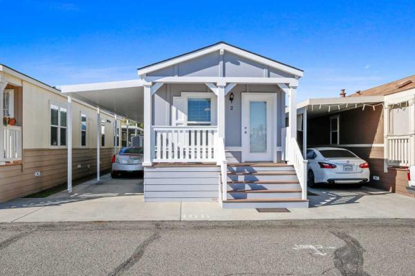 Photo 1 of 1 of home located at 250 W. Midway Dr. #2 Anaheim, CA 92805