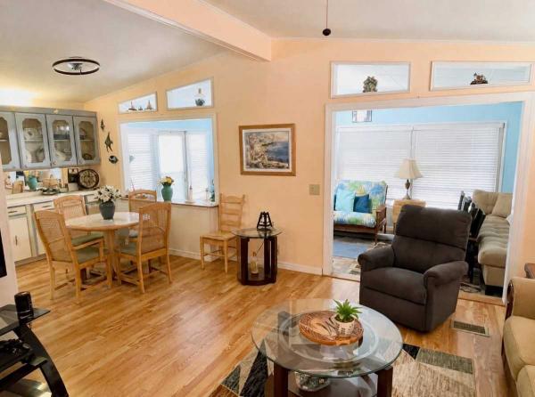  Mobile Home For Sale