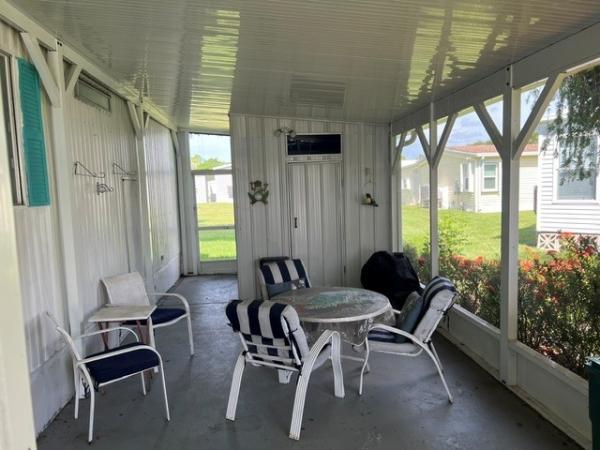 1988 Palm Harbor Manufactured Home