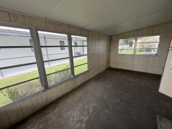 1970 RITZ Manufactured Home