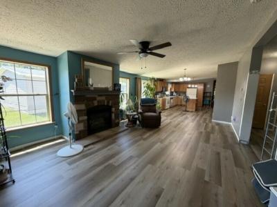 Mobile Home at 29760 Meadow Lane Gibraltar, MI 48173