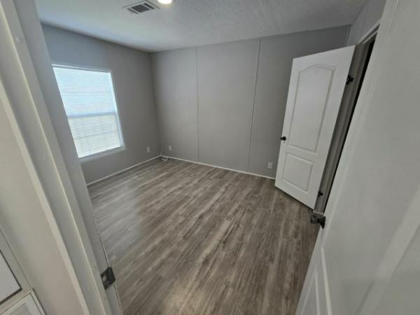 2022 Fleetwood 260WW16401B Manufactured Home