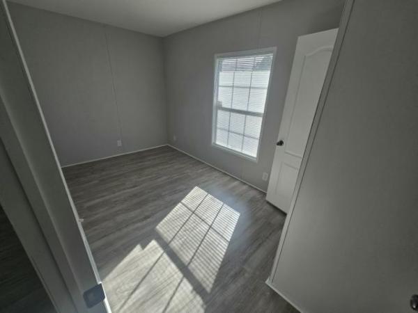 2022 Fleetwood 260WW16401B Manufactured Home