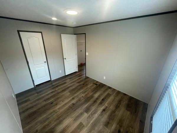 2023 Clayton Homes Inc Winter Special Mobile Home