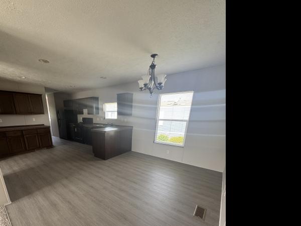 2014 Clayton 38SUN28523 Mobile Home