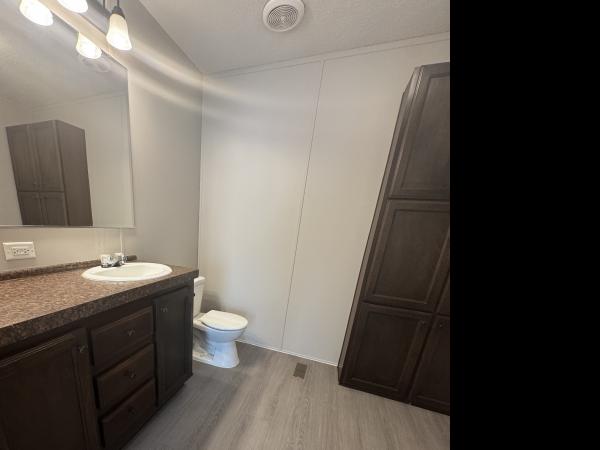 2014 Clayton 38SUN28523 Mobile Home