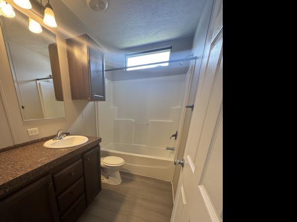 2014 Clayton 38SUN28523 Mobile Home