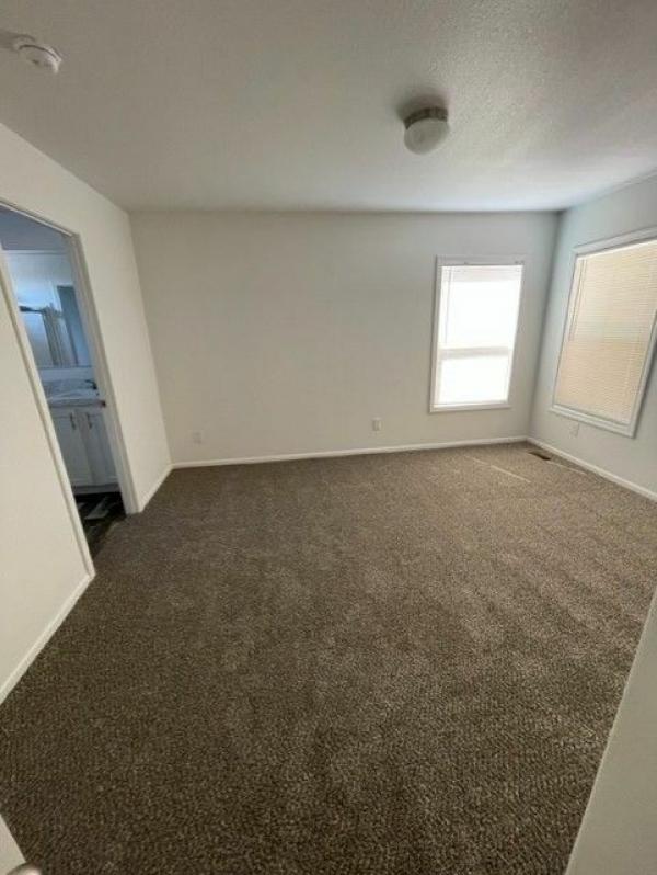 2022 Clayton Homes Inc Express Mobile Home
