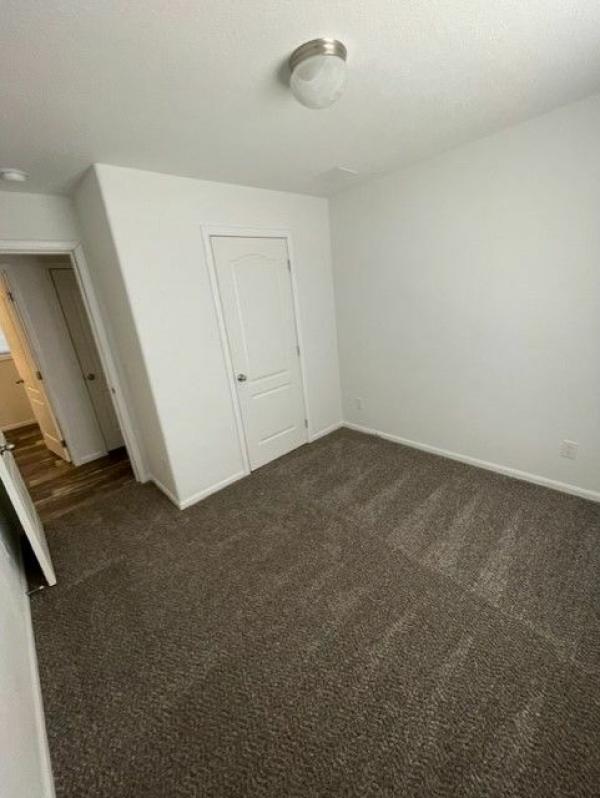 2022 Clayton Homes Inc Express Mobile Home