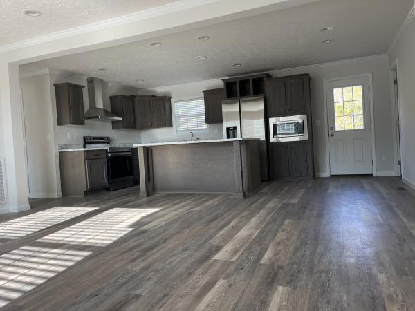 2025 Clayotn 58FRE28523D Mobile Home