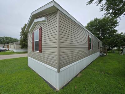 Photo 2 of 26 of home located at 1300 W Commodore #164 Lincoln, NE 68522