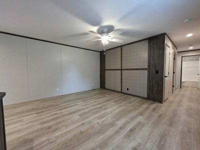 Photo 5 of 26 of home located at 1300 W Commodore #164 Lincoln, NE 68522