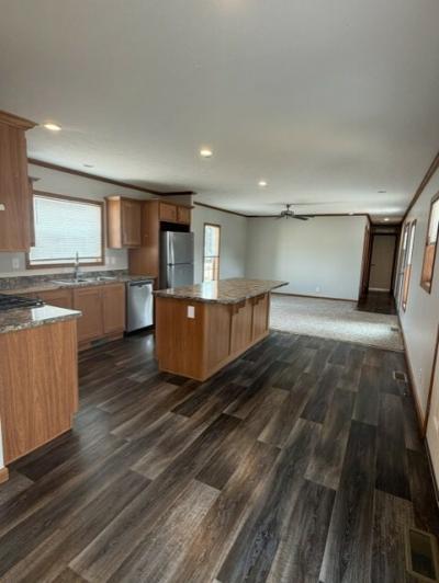 Photo 4 of 6 of home located at 4196 Doral Dr Muskegon, MI 49442