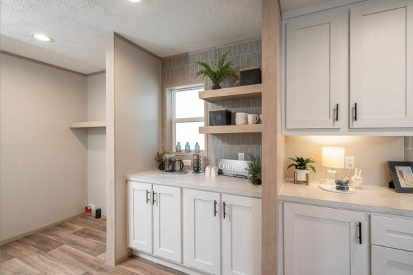 Photo 1 of 2 of home located at 1203 Moultrie Road, Lot 38 Albany, GA 31705