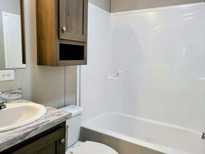 Mobile Home at 1001 Mayflower Road #379 South Bend, IN 46619