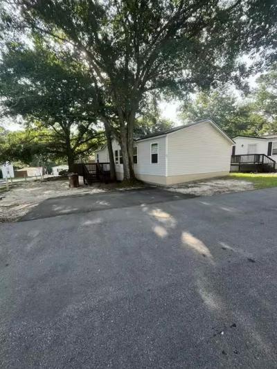 Mobile Home at 3118 Dudley Rd Lot 21 West Columbia, SC 29170