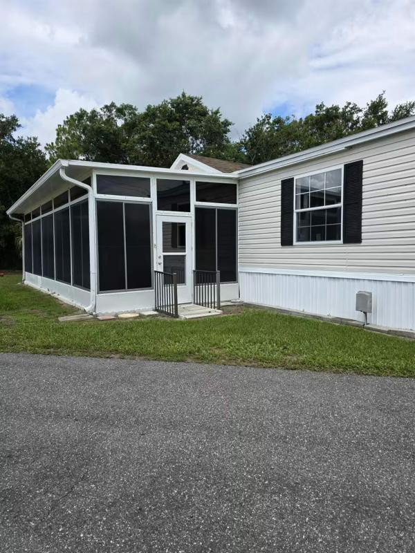 2000 MERI Mobile Home For Sale