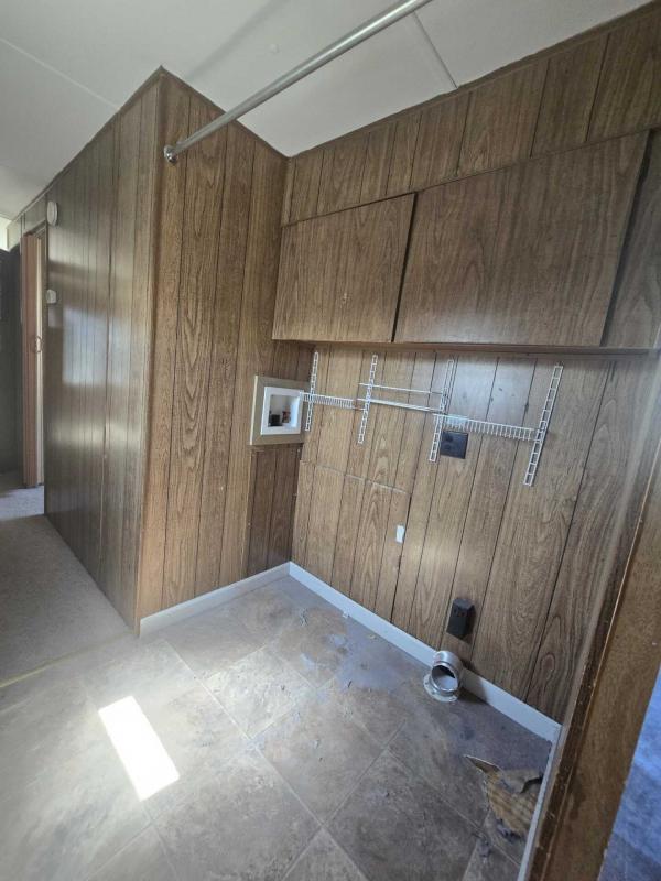 1978 Hillcrest  Home