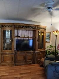 1972 SUNH Manufactured Home
