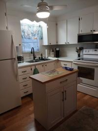1972 SUNH Manufactured Home
