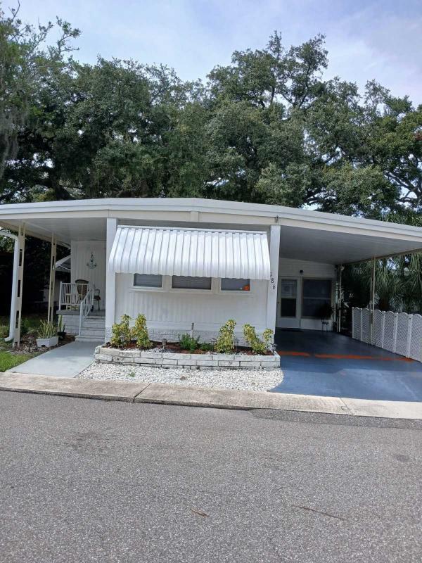 1972 SUNH Mobile Home For Sale
