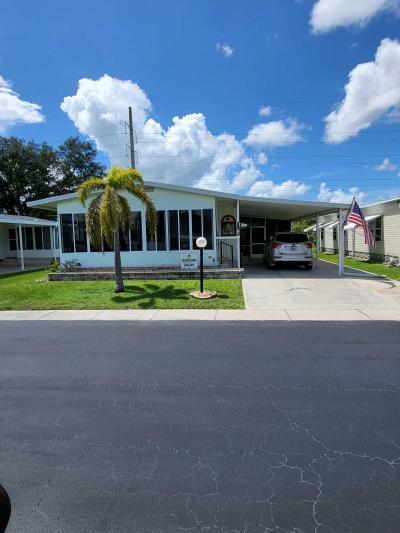 Photo 2 of 35 of home located at 355 Horizon Dr North Fort Myers, FL 33903