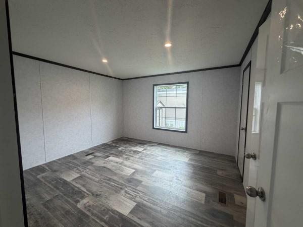 2026 Redman Advantage A35626 Manufactured Home