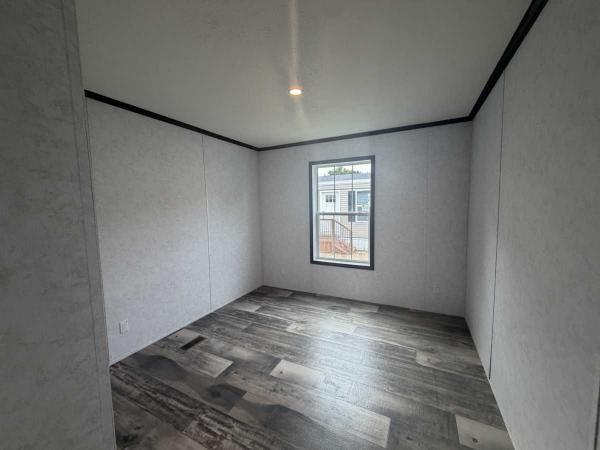 2026 Redman Advantage A35626 Manufactured Home