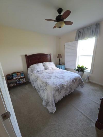 Photo 4 of 7 of home located at 2096 Burlington Circle Williamstown, NJ 08094