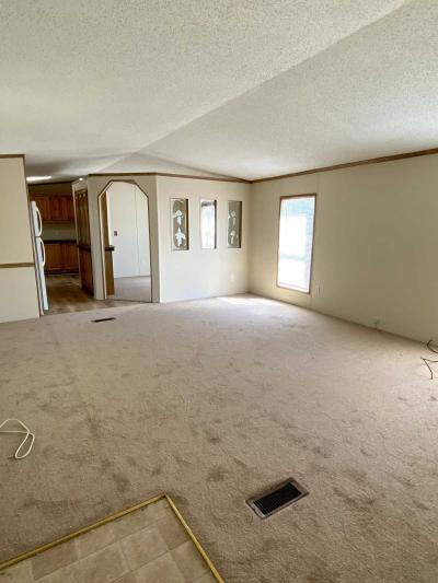 Photo 3 of 10 of home located at 2242 S. Sheeran Dr. Milford, MI 48381