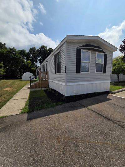Mobile Home at 535 Meadows Cir. E Wixom, MI 48393