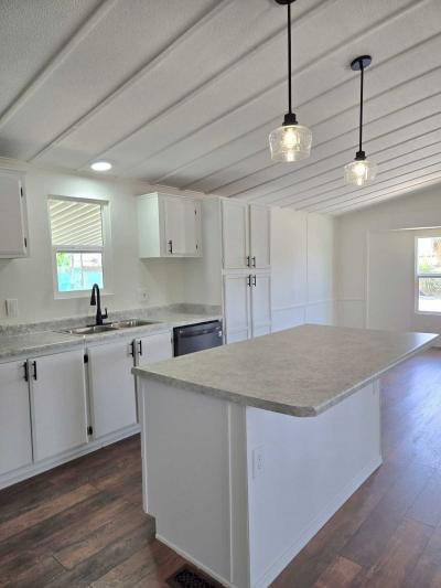 Photo 2 of 20 of home located at 19802 N. 32nd St # 79 Phoenix, AZ 85050
