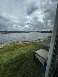 1976 2BD/1.5BA Mobile Home