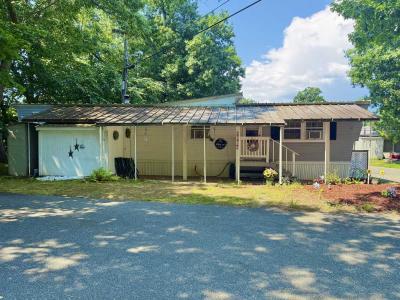 Photo 3 of 15 of home located at 404 Southwick Rd #19 Westfield, MA 01085