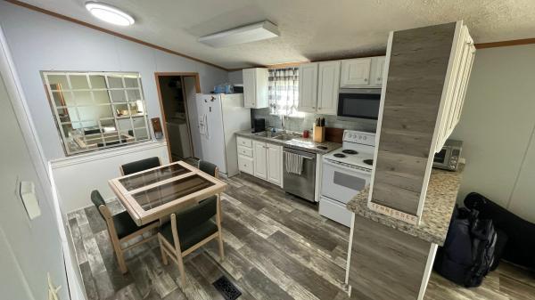 2003 Clayton CLH Mobile Home