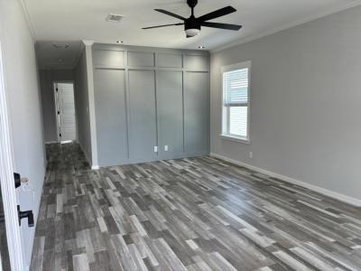 Photo 4 of 16 of home located at 502 Venue Court Vero Beach, FL 32966