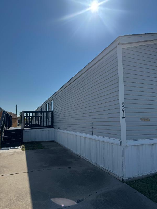1998 Fleetwood Mobile Home For Sale