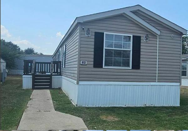 2012 Clayton Homes Inc Mobile Home For Sale