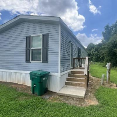 Photo 4 of 7 of home located at 239 Beaver Dam Circle Canon, GA 30520
