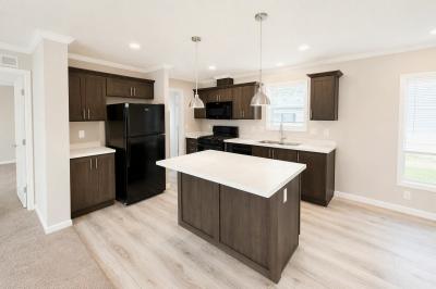 Mobile Home at 46325 Le Grande Blvd, Site #998 Macomb, MI 48044