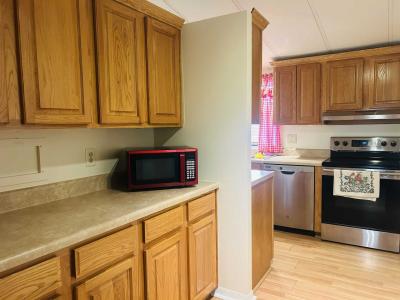 Photo 4 of 16 of home located at 154 Jasmine Dr. Fruitland Park, FL 34731