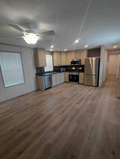Photo 3 of 19 of home located at 330 Kevin Drive Jackson, MI 49202