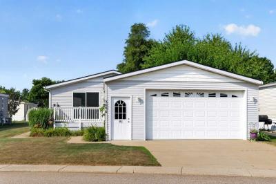 Photo 4 of 37 of home located at 5606 Goldenrod Kalamazoo, MI 49009